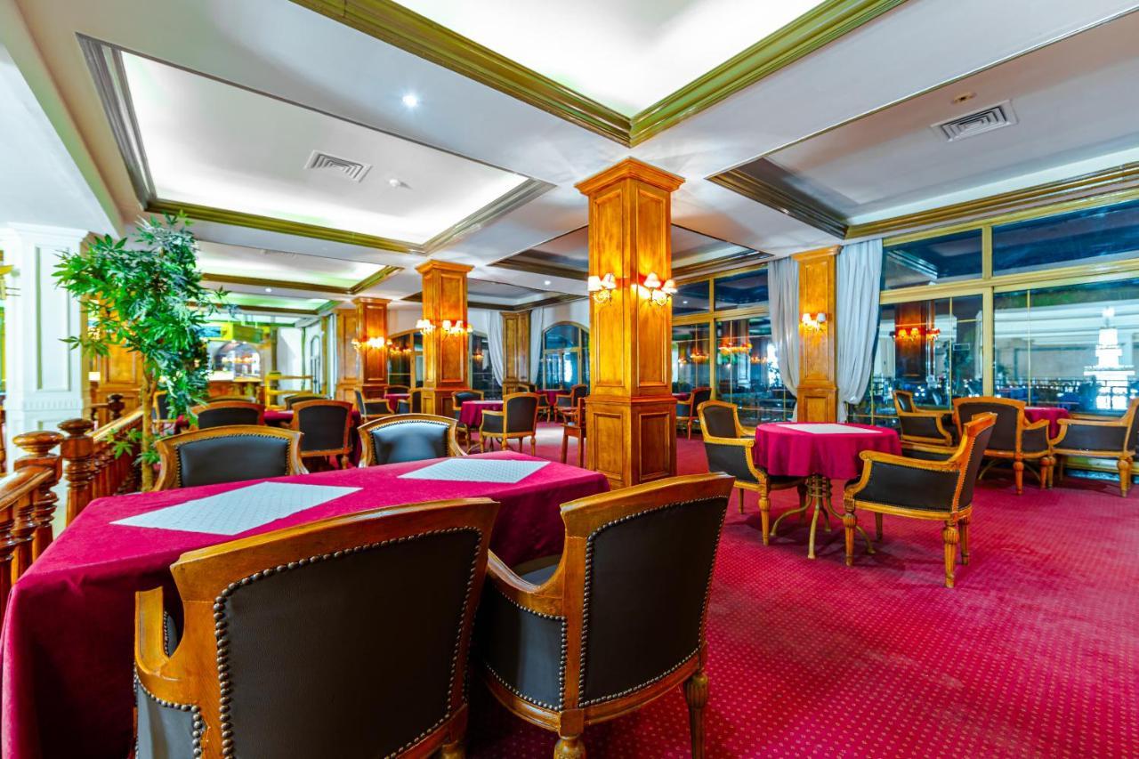 Отель The Grand Hotel, Хургада